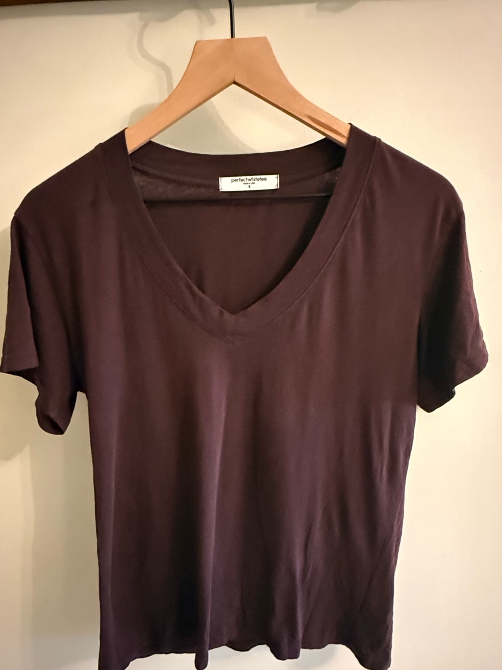 Perfect White Tee S Burgundy Brown V Neck 100% Cotton Made USA T-Shirt